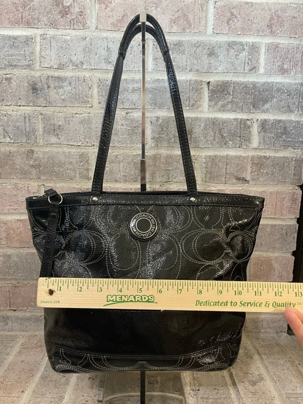 Coach Black Patent Signature Circle Tote - Picture 5 of 11